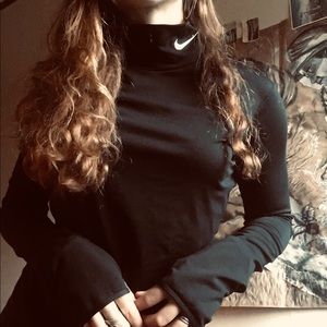 Nike dri-fit turtleneck